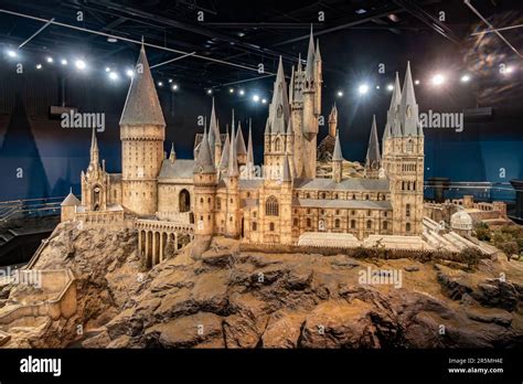 Hogwarts Model: 10,000+ Enchanting Ideas for Enhancing Your Education