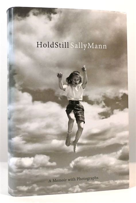 Hold Still A Memoir with Photographs PDF