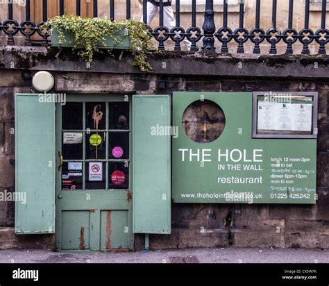 Hole in the Wall Restaurant Meaning: 11 Surprising Truths