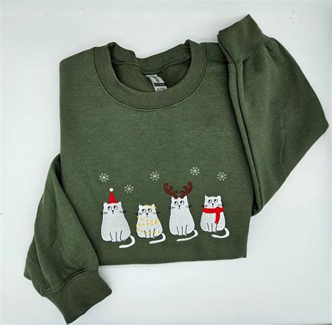 Holiday Cat Sweatshirts: The Purrfect Way to Spread Holiday Cheer