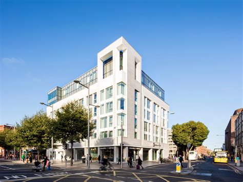 Holiday Inn Express Dublin City Centre - An IHG Hotel: Your Gateway to Dublin's Heart and Soul