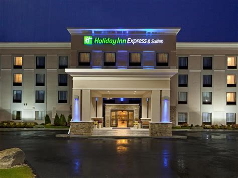 Holiday Inn Express Malone NY: A Comprehensive Guide