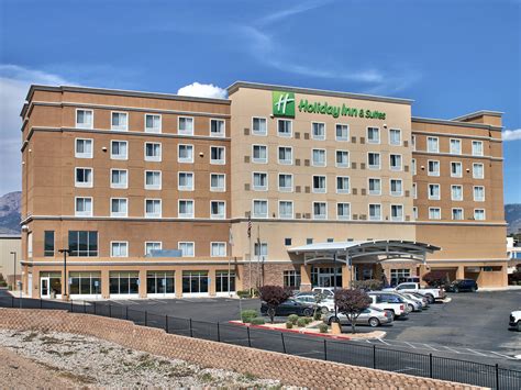 Holiday Inn Express Menaul Albuquerque: Your Gateway to Adventure and Comfort