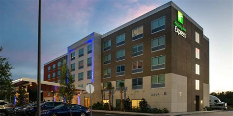 Holiday Inn Express Orlando Major Blvd: Unparalleled Comfort and Convenience