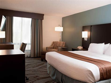 Holiday Inn Rock Island: Your Oasis of Comfort and Convenience