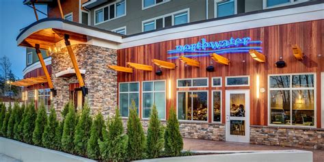 Holiday Inn Suites Bellingham: Your Gateway to Comfort and Convenience