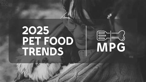 Holistic Pet Food Trends 2025: The Rise of Natural and Sustainable Nutrition