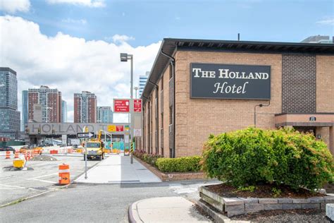 Holland Hotel Jersey City: A Perfect Stay for Business and Leisure