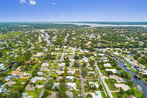 Homes for Sale in Palm City, FL: A Guide to 24 Exquisite Properties