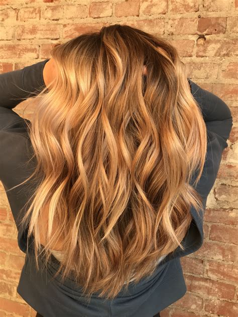 Honey Blond Hair Color: A Warm and Radiant Twist for Your Tresses