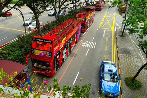 Hop On Hop Off Singapore 2025: Efficiency VS. Comfort