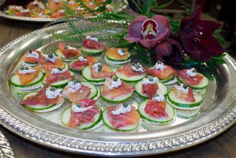Hors d'Oeuvres Trays