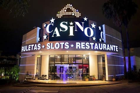 Hotel Casino Acaray: Um Oásis de Luxo e Entretenimento em Ciudad del Este, Paraguai