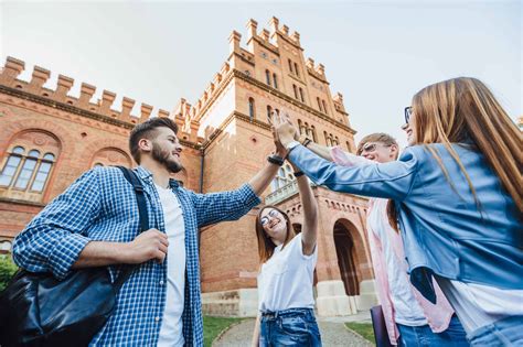 Hotels Near Pace University: Ultimate Guide to Accommodation for Students and Visitors