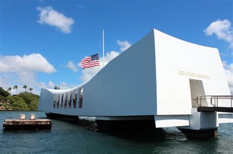 Hotels Near Pearl Harbor Hawaii: 10 Perfect Picks for History Buffs