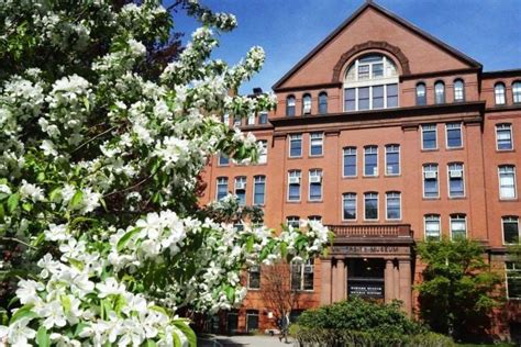 Hotels Near Tufts University: Your Guide to 10+ Comfortable Stays