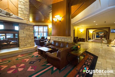 Hotels Within a Stone's Throw from Soaring Eagle Casino