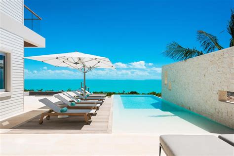 Hotels in Turks and Caicos: 10 Must-Visit Luxurious Havens