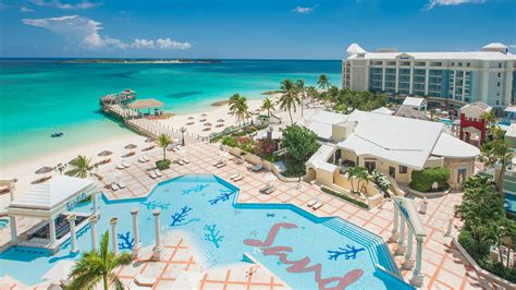 Hotels on Paradise Island Nassau Bahamas: A Guide to 10 Luxurious Resorts