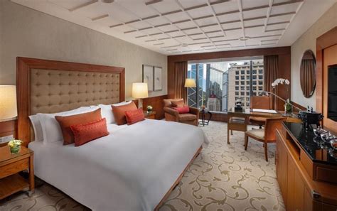 Hotels to Stay in Hong Kong: A Guide to the Best Accommodations