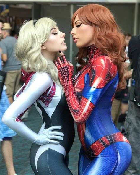 Hottest Cosplay Women