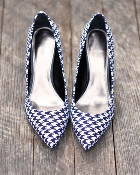 Houndstooth Shoes: A Timeless Fashion Statement with Enduring Appeal