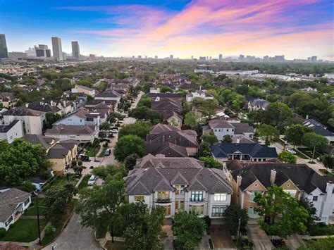 Houston's 10 Richest Neighborhoods: A Symphony of Wealth