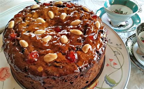 How To Bake And Decorate Fruit Cakes Epub