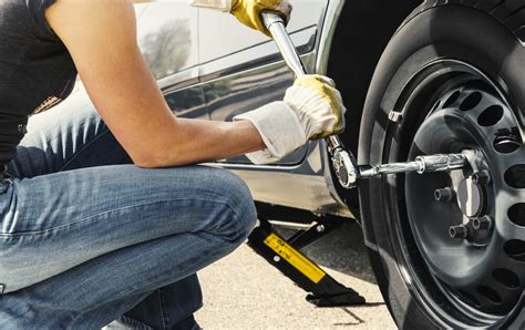How To Change Car Tire