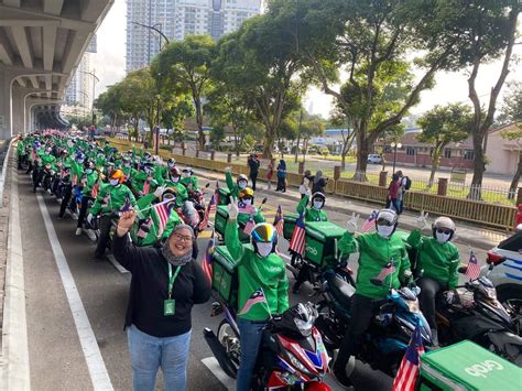 How to Become a Grab Driver in Malaysia in 2023