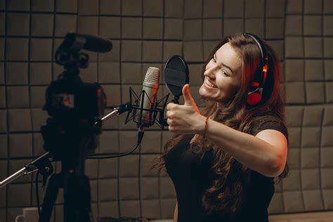 How to Become a Voice Actor in Singapore: A 10-Step Guide