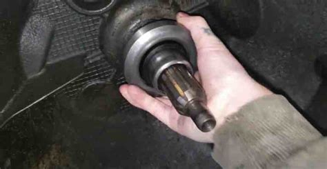 How to Change a Throw Out Bearing: A Comprehensive Guide