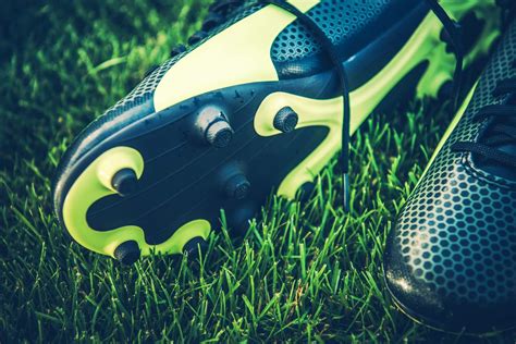 How to Choose Football Cleats for Kids