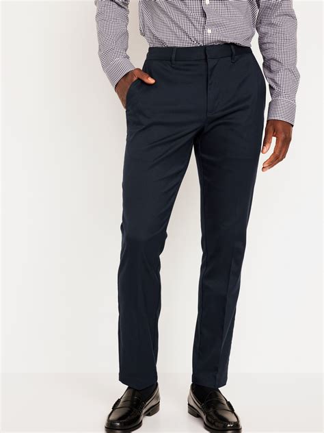 How to Choose the Perfect Pair of Slim Dress Pants