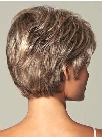 How to Choose the Right Brown Shining Layered Straight Short Wig