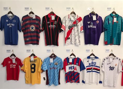 How to Choose the Right Classic Soccer Jersey