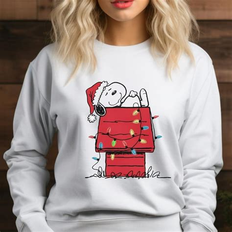 How to Choose the Right Peanuts Christmas Sweatshirt