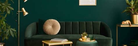 How to Embrace the Green and Gold Trend