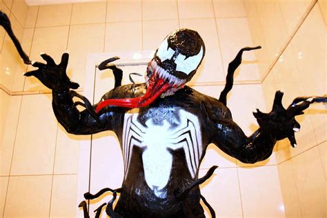 How to Make a Real Life Venom Suit: A Comprehensive Guide