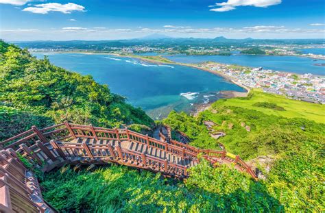 How to Travel from Seoul to Jeju Island: 5 Easy Ways