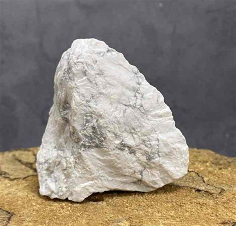 Howlite: Unveiling its Composition and Formation