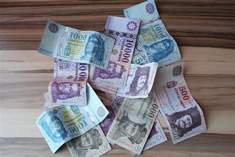 Hungarian Currency to Dollars: A Comprehensive Guide