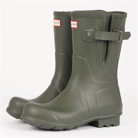 Hunter Boots: The Essential Footwear for Men