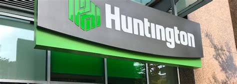 Huntington Bank's Financial Performance Impresses Investors