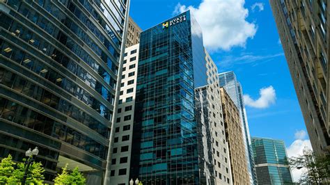 Hyatt Chicago Downtown Loop: Uncover the 5-Star Gem in the Heart of the City