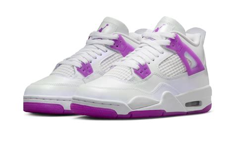 HyperViolet Jordan 4