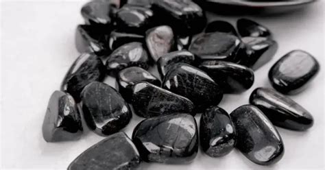 Hypersthene: The Enigmatic Stone with Unparalleled Benefits