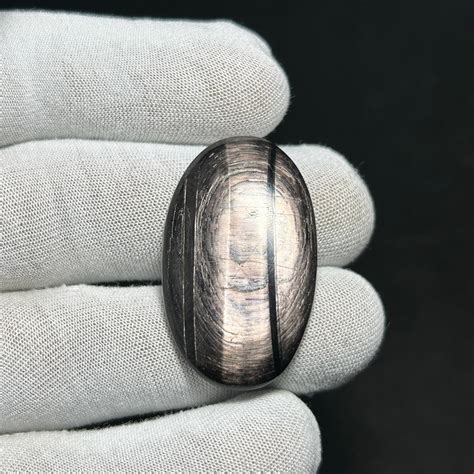 Hypersthene Stone: A Visionary's Gemstone for Enhancing Perception and Grounding