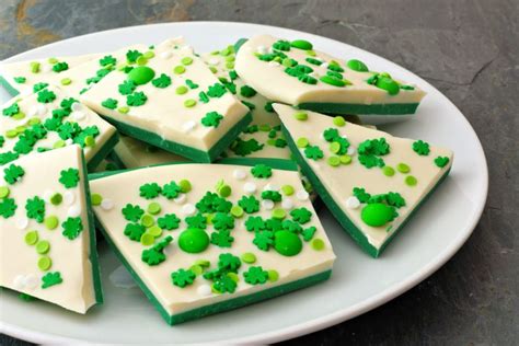 IRISH TREATS 30 Dessert Recipes for St Patrick s Day or Whenever You Want to Celebrate Like the Irish PDF