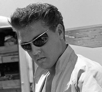 Iconic Elvis Sunglasses: A Historical Perspective